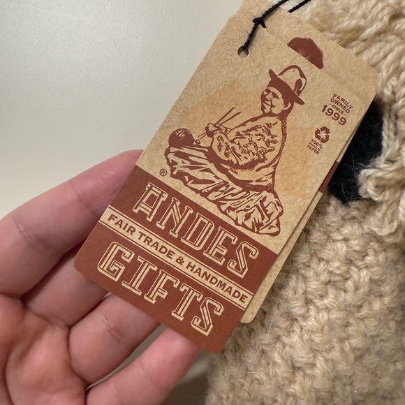 NWT Alpaca Wool Knitted Animal Hat – Handmade in Peru 🧶✨ - Picture 3 of 7